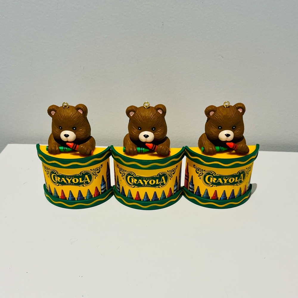 Crayola Crayon Vintage Bear